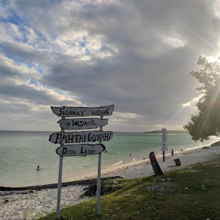 Album : Pantai Gubahi